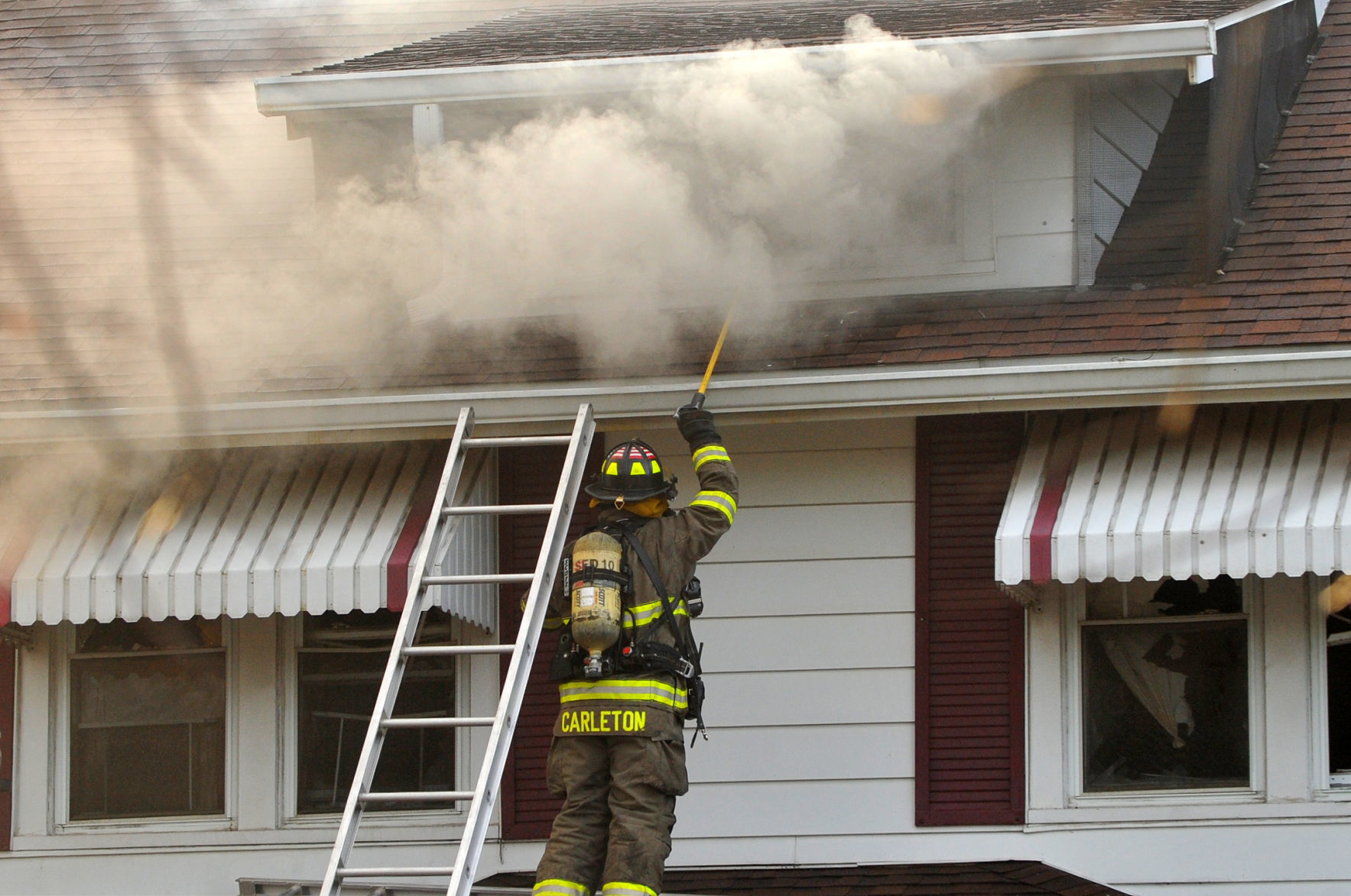 Silvis house fire on 8th street